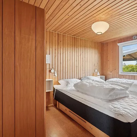 Well-kept 70s Near The North Sea * Nørre Lyngvig