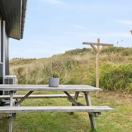 Well-kept 70s Near The North Sea Hvide Sande
